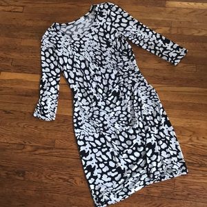 CALVIN KLEIN BLACK & WHITE PRINT DRESS